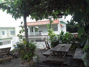 Affittacamere Shiraho Friends House 2*